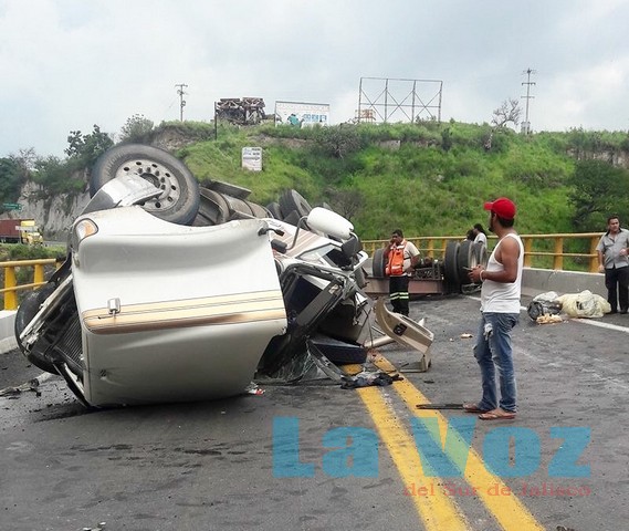 volcadura autopista