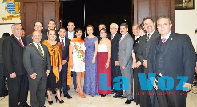 Bertha Alicia Álvarez del Toro encabeza ceremonia del Grito de Independencia 9