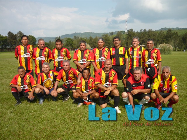 LIGA MAYOR----LEONES NEGROS