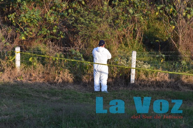 encuentran-cuerpo-putrefacto-a-un-costado-de-la-autopista-2