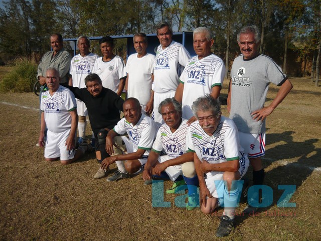 LIGA LX-------MUEBLES ZAPOTLAN