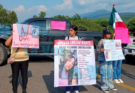 Bloquean Carretera en Acatlán Para Exigir Avances en la Búsqueda de dos Jóvenes Desaparecidas