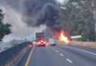 Muere una Persona Tras Choque e Incendio de Tráiler en Tuxpan